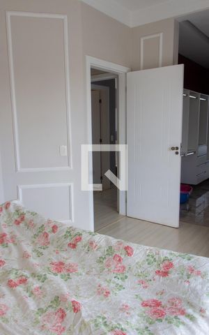 Casa de condomínio para alugar com 520m², 4 quartos e 6 vagasSuíte 3
