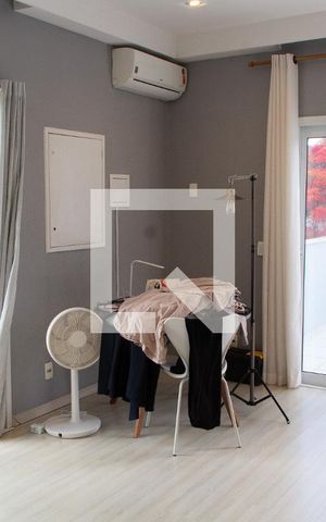 Casa de condomínio para alugar com 520m², 4 quartos e 6 vagasSuíte 4
