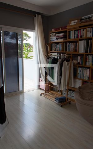 Casa de condomínio para alugar com 520m², 4 quartos e 6 vagasSuíte 4