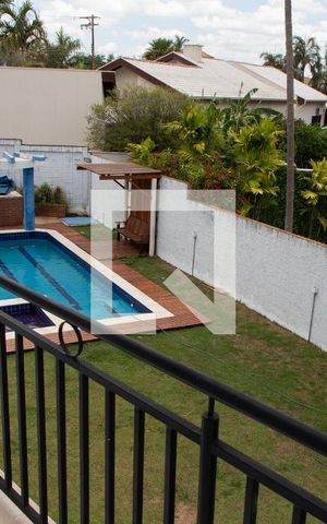 Casa de condomínio para alugar com 520m², 4 quartos e 6 vagasVista da Suíte 3