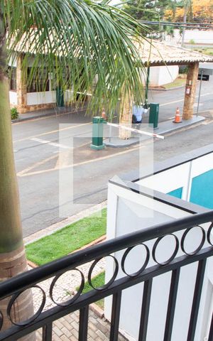 Casa de condomínio para alugar com 520m², 4 quartos e 6 vagasVista da Suíte 4