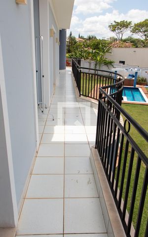Casa de condomínio para alugar com 520m², 4 quartos e 6 vagasVista - Suíte 1