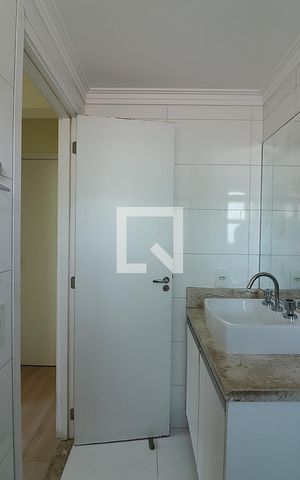 Apartamento para alugar com 54m², 2 quartos e 1 vagaQuarto 1 - Suíte Banheiro 