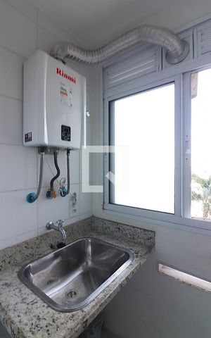 Apartamento para alugar com 54m², 2 quartos e 1 vagaCozinha e Área de Serviço