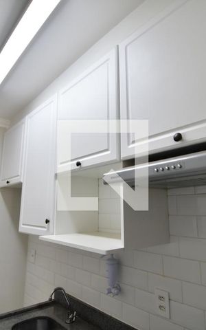 Apartamento para alugar com 51m², 2 quartos e 1 vagaCozinha - Armários