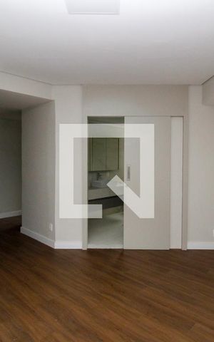 Apartamento à venda com 282m², 4 quartos e 3 vagas Apartamento à venda com 282m², 4 quartos e 3 vagasQuarto 4