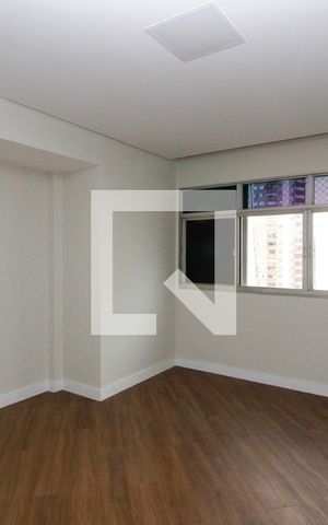 Apartamento à venda com 282m², 4 quartos e 3 vagas Apartamento à venda com 282m², 4 quartos e 3 vagasQuarto 4