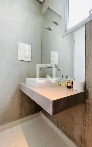 Casa para alugar com 300m², 3 quartos e 5 vagas Casa para alugar com 300m², 3 quartos e 5 vagasLavabo 2