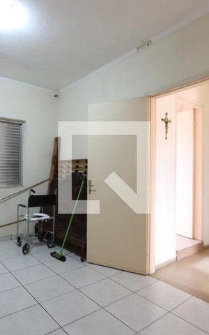 Casa à venda com 181m², 4 quartos e 2 vagasSuíte - Casa 2