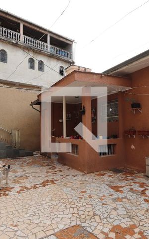 Casa à venda com 181m², 4 quartos e 2 vagasQuintal
