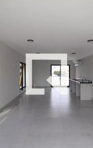 Apartamento para alugar com 28m², 1 quarto e sem vagaÁrea comum