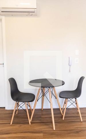 Apartamento para alugar com 28m², 1 quarto e sem vaga Apartamento para alugar com 28m², 1 quarto e sem vagaSala