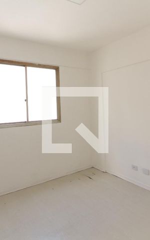 Apartamento para alugar com 42m², 1 quarto e sem vaga Apartamento para alugar com 42m², 1 quarto e sem vagaQuarto