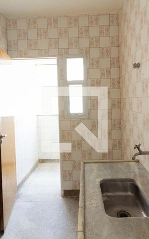 Apartamento para alugar com 42m², 1 quarto e sem vaga Apartamento para alugar com 42m², 1 quarto e sem vagaCozinha