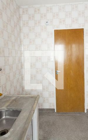 Apartamento para alugar com 42m², 1 quarto e sem vaga Apartamento para alugar com 42m², 1 quarto e sem vagaCozinha