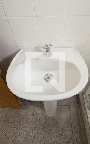 Apartamento para alugar com 42m², 1 quarto e sem vaga Apartamento para alugar com 42m², 1 quarto e sem vagaBanheiro
