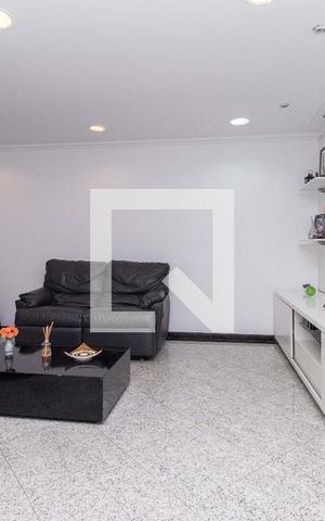 Casa à venda com 210m², 4 quartos e 3 vagasSala