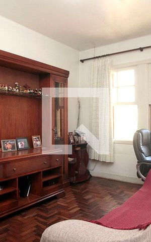 Casa à venda com 180m², 5 quartos e 5 vagasSala 2