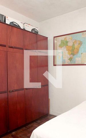 Casa à venda com 180m², 5 quartos e 5 vagasQuarto 1 Suíte