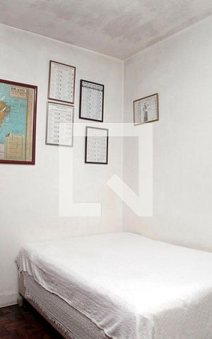 Casa à venda com 180m², 5 quartos e 5 vagasQuarto 1 Suíte
