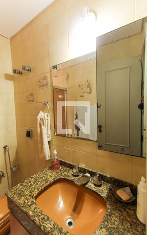 Apartamento para alugar com 253m², 5 quartos e 3 vagas Apartamento para alugar com 253m², 5 quartos e 3 vagasBanheiro da Suíte 3