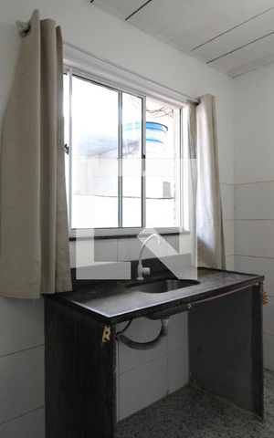 Casa para alugar com 60m², 2 quartos e 1 vagaCozinha