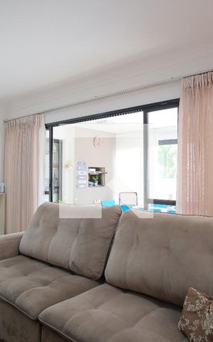 Apartamento à venda com 210m², 3 quartos e 2 vagasSala