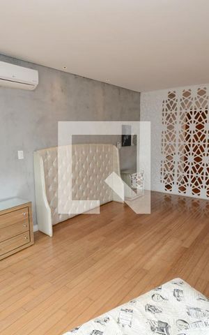 Casa de condomínio à venda com 300m², 4 quartos e 4 vagasSuíte 1