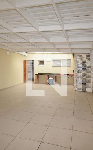 Casa de condomínio à venda com 300m², 4 quartos e 4 vagasGaragem
