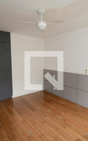 Casa de condomínio à venda com 300m², 4 quartos e 4 vagasSuíte 3