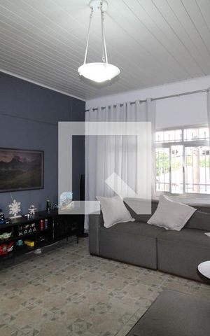 Casa à venda com 400m², 4 quartos e sem vagaSala