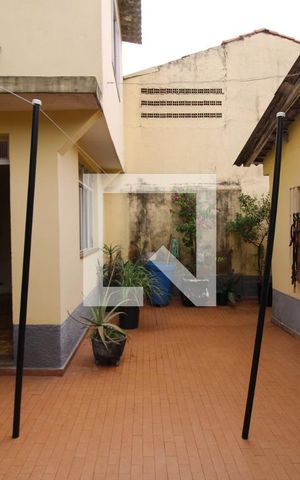 Casa à venda com 400m², 4 quartos e sem vagaQuintal