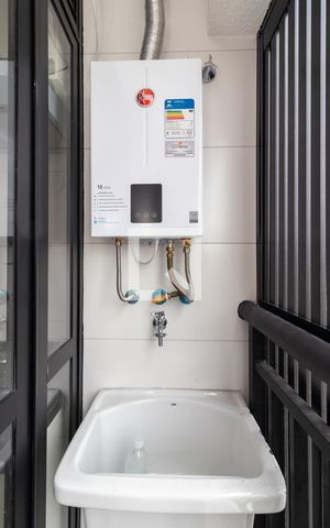 Apartamento à venda com 28m², 1 quarto e sem vagaVaranda e Área de Serviço