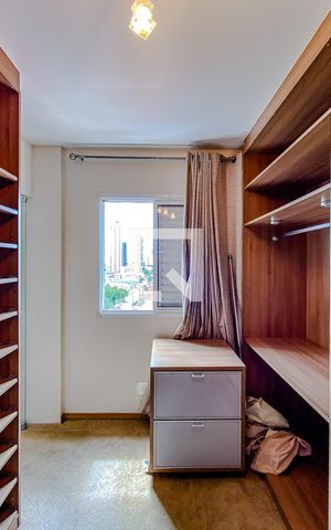 Apartamento para alugar com 176m², 2 quartos e 3 vagasSuíte 2 closet