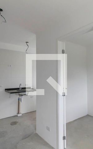 Apartamento à venda com 40m², 2 quartos e sem vaga Apartamento à venda com 40m², 2 quartos e sem vagaSala/Cozinha