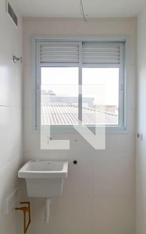 Apartamento à venda com 40m², 2 quartos e sem vaga Apartamento à venda com 40m², 2 quartos e sem vagaÁrea de Serviço