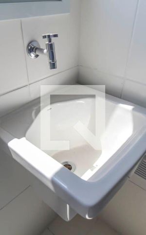 Apartamento à venda com 35m², 2 quartos e sem vaga Apartamento à venda com 35m², 2 quartos e sem vagaÁrea de Serviço