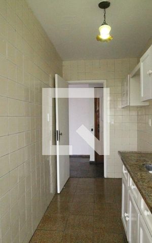 Apartamento à venda com 57m², 2 quartos e 1 vagaCozinha