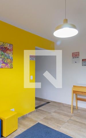 Casa à venda com 300m², 4 quartos e 2 vagas Casa à venda com 300m², 4 quartos e 2 vagasSala