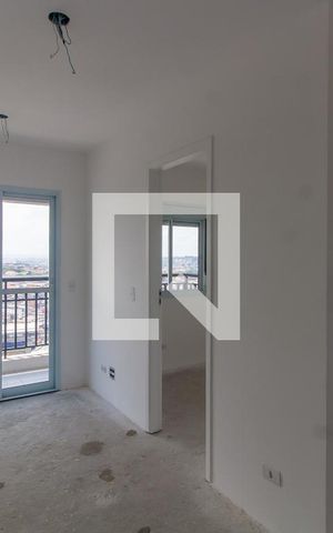 Apartamento à venda com 37m², 2 quartos e sem vaga Apartamento à venda com 37m², 2 quartos e sem vagaSala