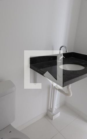 Apartamento à venda com 37m², 2 quartos e sem vagaBanheiro