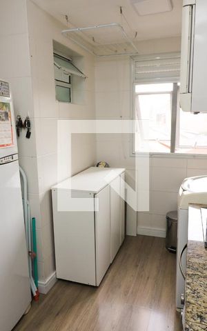 Apartamento à venda com 70m², 3 quartos e 1 vaga Apartamento à venda com 70m², 3 quartos e 1 vagaCozinha e Área de Serviço