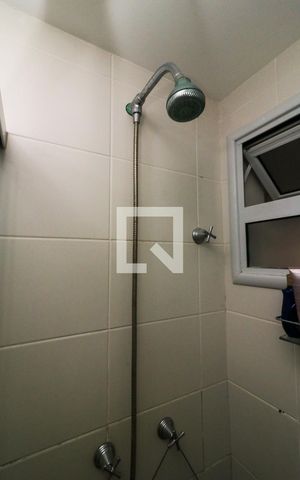 Apartamento à venda com 70m², 3 quartos e 1 vaga Apartamento à venda com 70m², 3 quartos e 1 vagaBanheiro Social