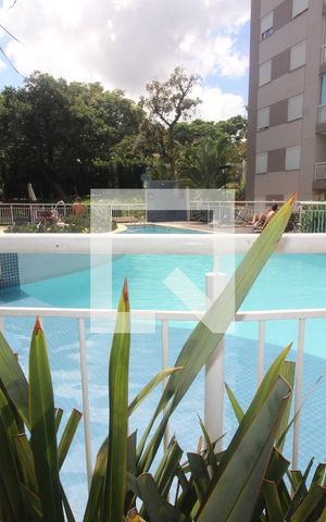 Apartamento à venda com 70m², 3 quartos e 1 vaga Apartamento à venda com 70m², 3 quartos e 1 vagaÁrea comum - Piscina
