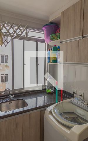 Apartamento à venda com 58m², 3 quartos e 1 vagaCozinha e Área de Serviço