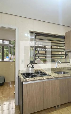 Apartamento para alugar com 60m², 3 quartos e sem vagaCozinha e Área de Serviço