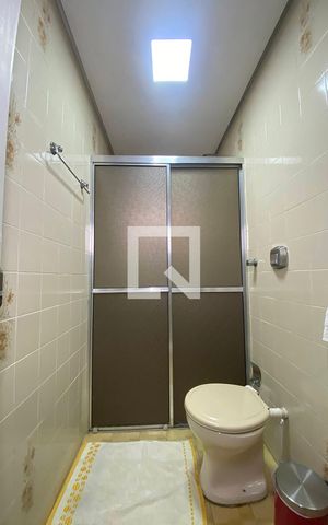 Apartamento para alugar com 60m², 3 quartos e sem vagaBanheiro