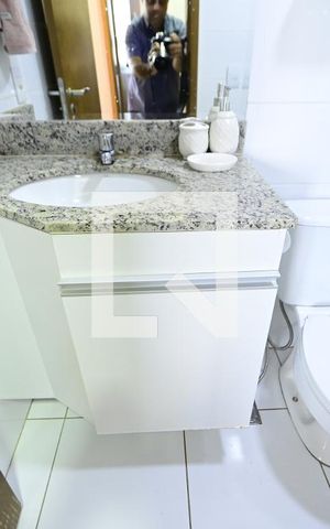Apartamento para alugar com 56m², 2 quartos e 1 vagaBanheiro