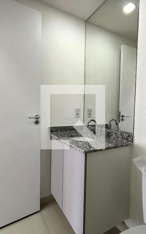 Apartamento para alugar com 57m², 2 quartos e 1 vaga Apartamento para alugar com 57m², 2 quartos e 1 vagaBanheiro