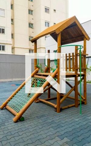Apartamento para alugar com 57m², 2 quartos e 1 vaga Apartamento para alugar com 57m², 2 quartos e 1 vagaÁrea comum - Playground